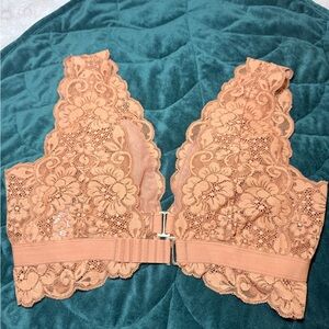 We Are Lace Bralette Size L – Front Closure – Gold Color – New